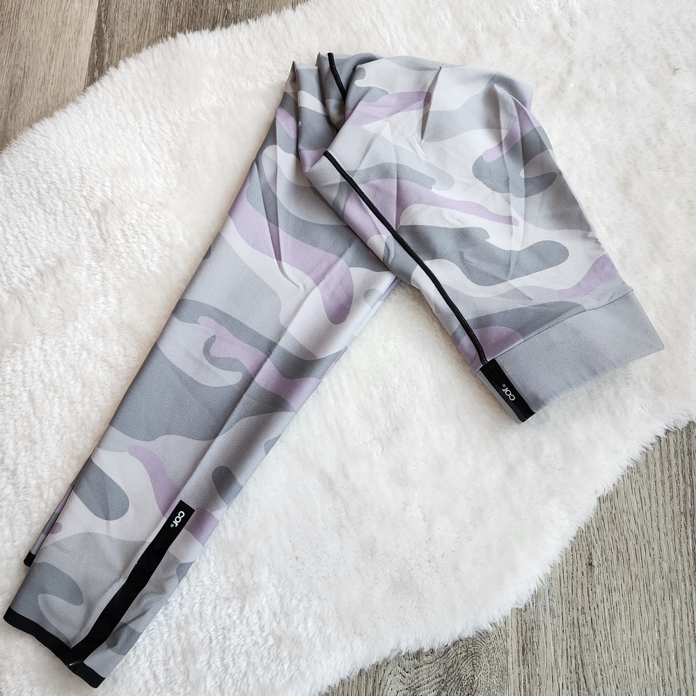 COR by Ultracor Camo Leggings in Small ✨
